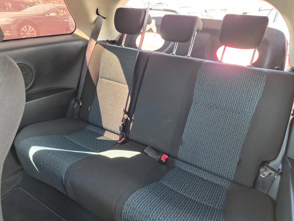 Toyota Yaris 1.0 vvt-i aspiration