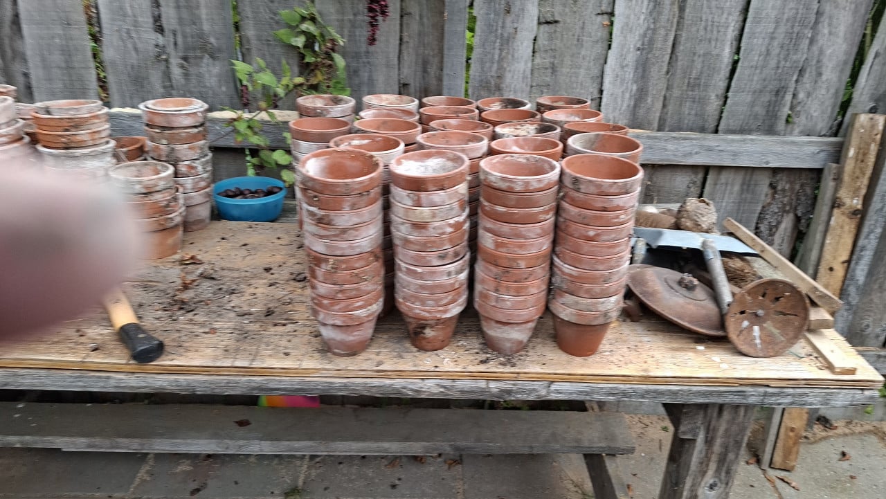 Terra cotta potjes