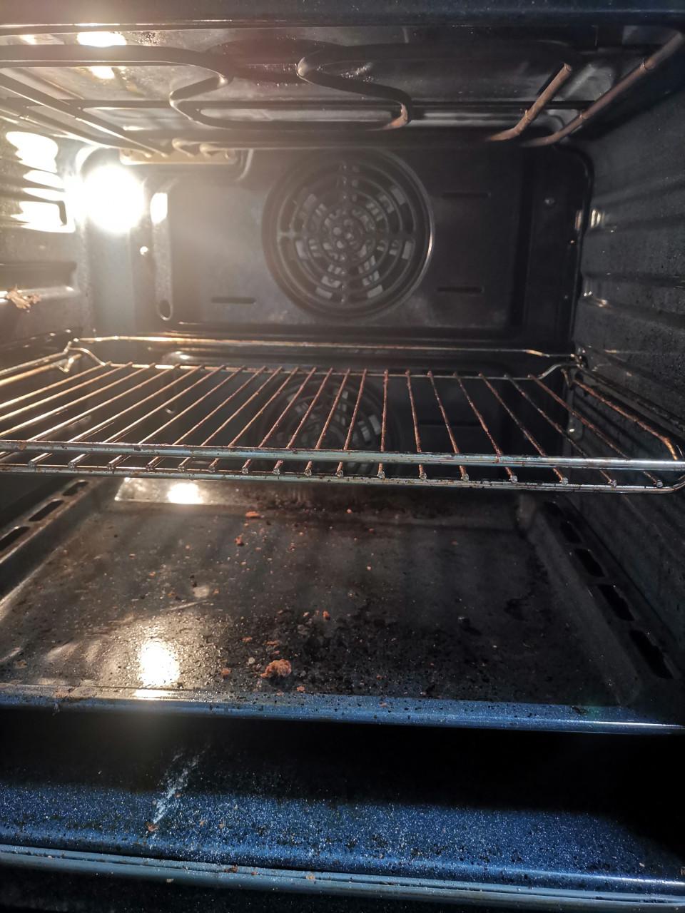 Oven