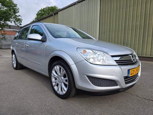 Tekoop zeer nette Opel Astra 1.4 I Businnes Wagon
