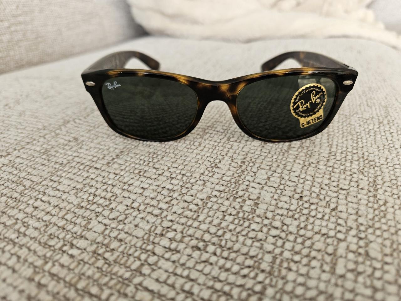 Ray-Ban Wayfarer Zonnebril - Klassiek en Tijdloos
