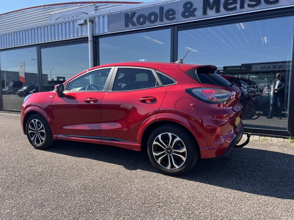 Ford Puma 1.0i ecoboost 125pk st-line , trekhaak , voorruitverwarming , sto