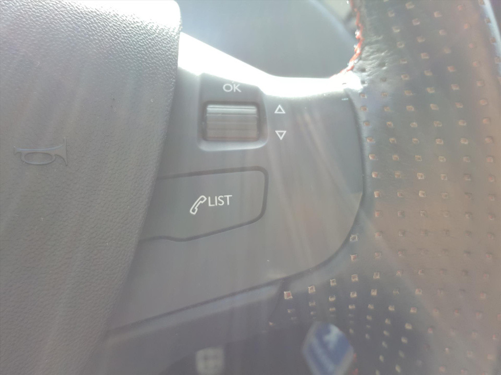 Peugeot 2008 1.2 puretech 110pk gt-line (vol)automaat eat6 navi | bt | park