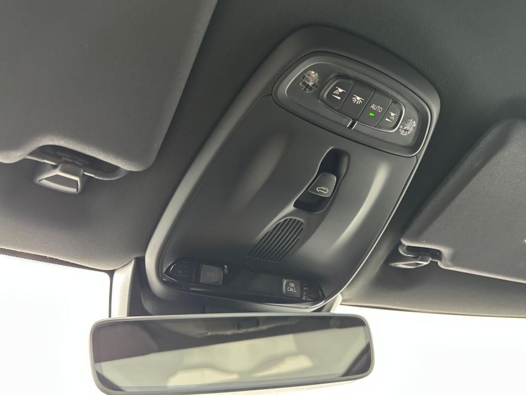 Volvo V40 t3 153pk aut6 polar+ sport| pano| camera| h&k sound| dab+