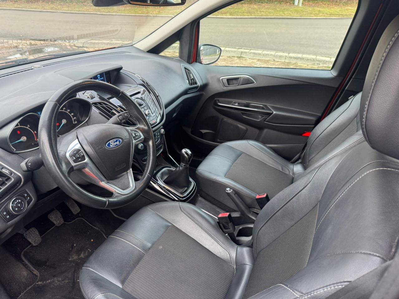 Ford b max bj 2013  3950 euro