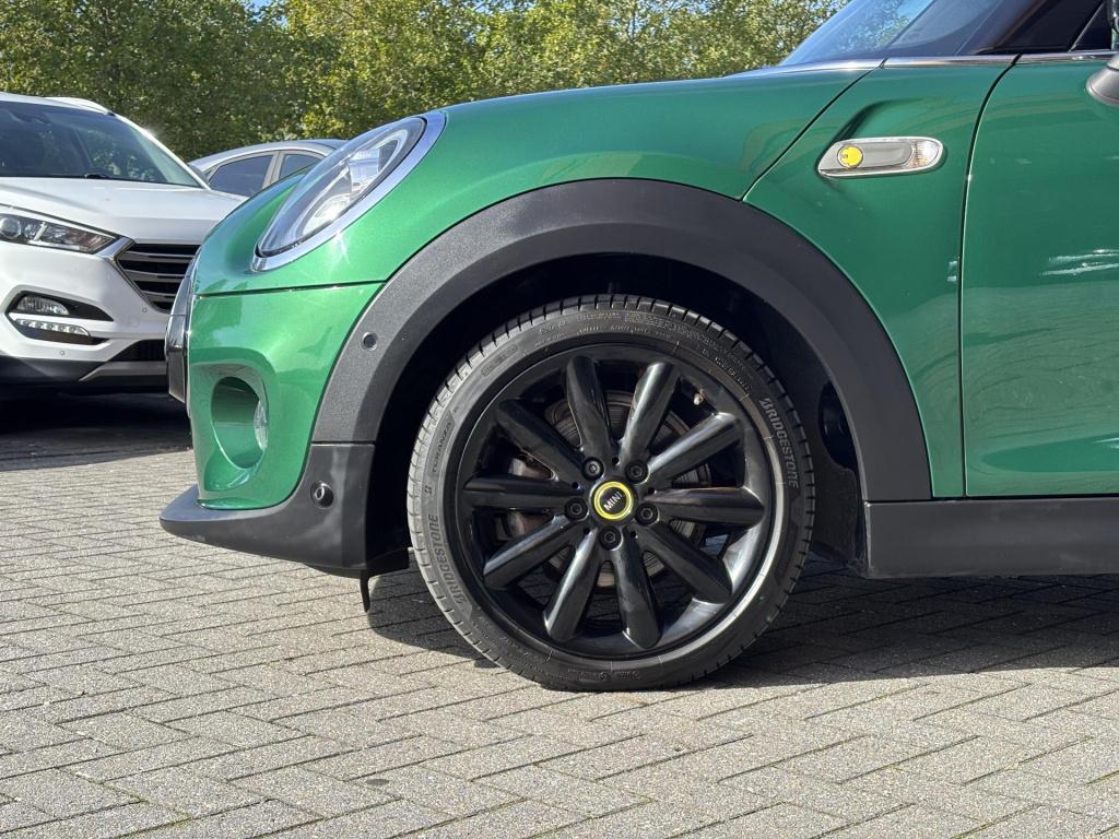 Mini Electric yours 33 kwh