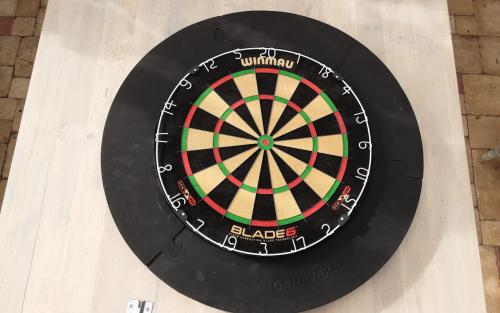 Dartbord Winmau Blade 6 met Surround