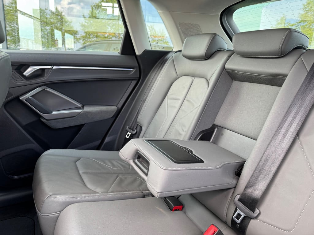 Audi Q3 40 tfsi quattro advanced * panoramadak * leder * led * camera