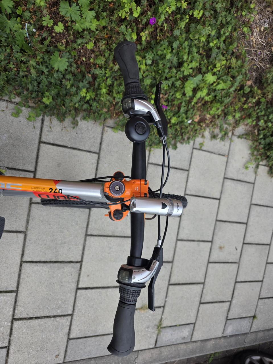 CUBE | ACID 240 | 24 INCH | FRAME 32 CM | 3X7 V | NETTE STAAT!