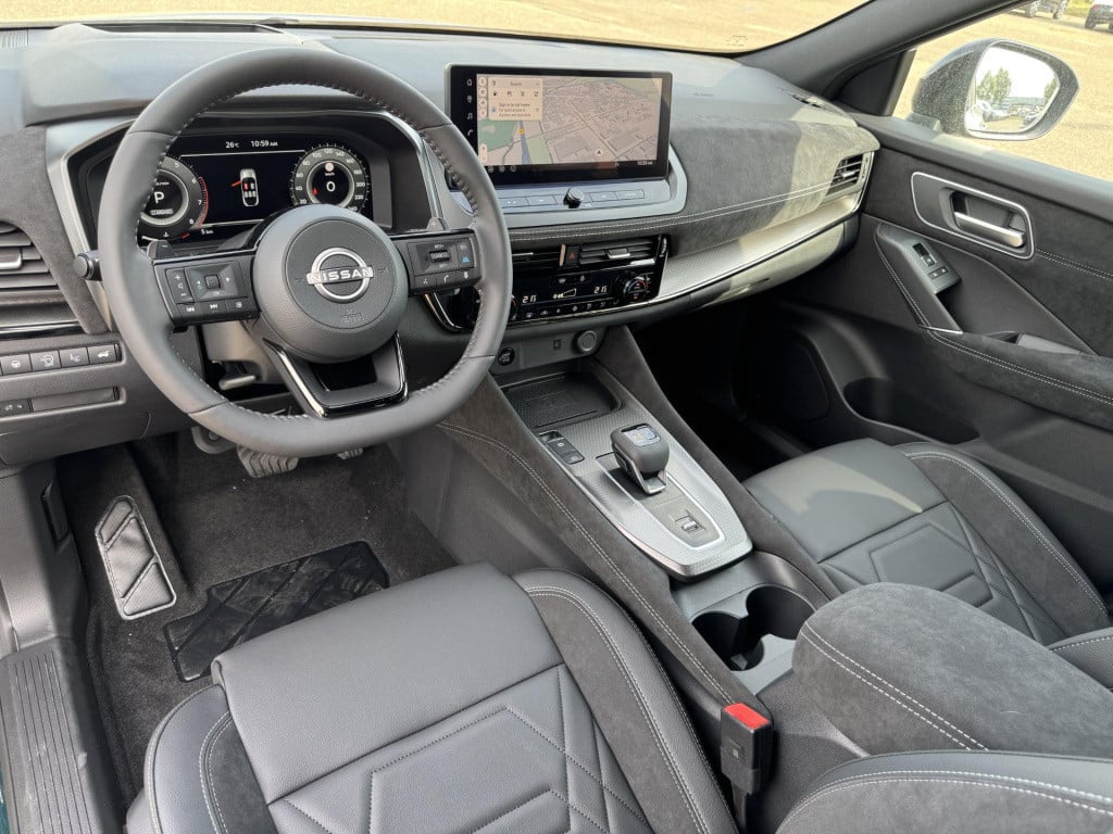 Nissan Qashqai 1.3 mhev xtronic n-design alle opties!