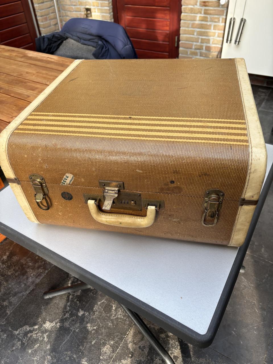 Hutkoffer merk: WILT, jaren ‘50