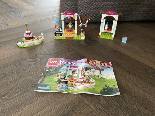 Lego Friends: Verjaardagsfeest 41110