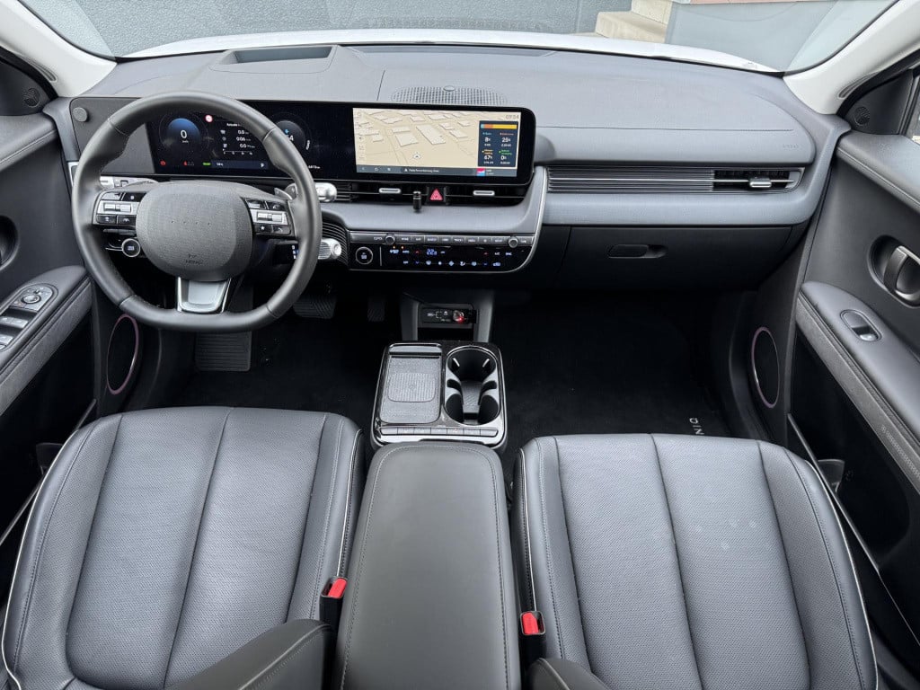 Hyundai Ioniq 5 connect+ 84 kwh 20'' velgen + afneembare trekhaak!