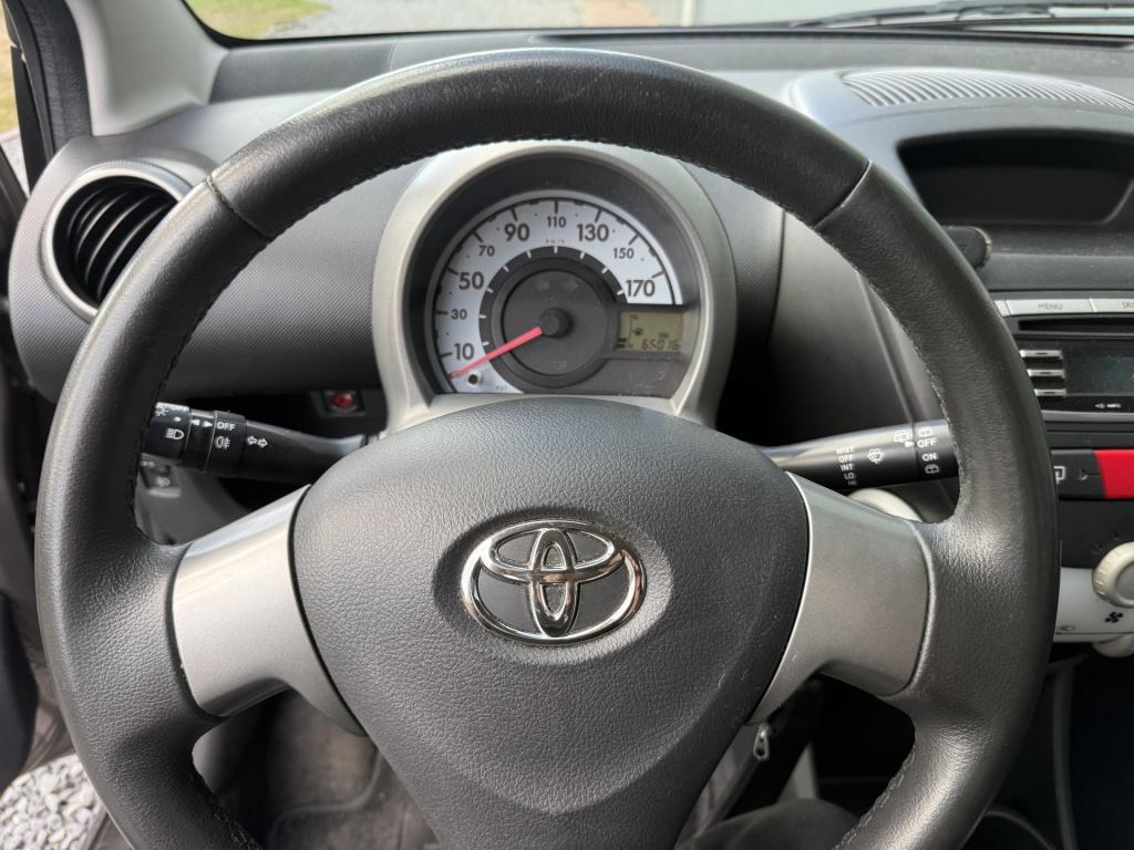 Toyota Aygo 1.0 vvt-i aspiration airco 5-drs