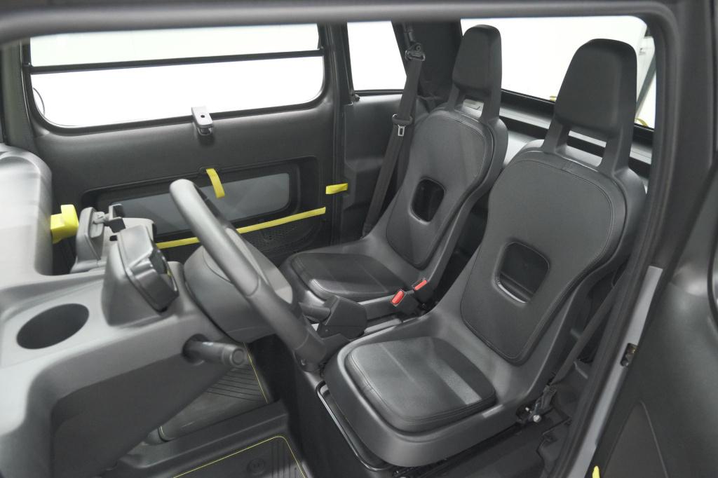 Opel Rocks-e base | vanaf 16 jaar | panoramadak | led | ventilatie | two-to