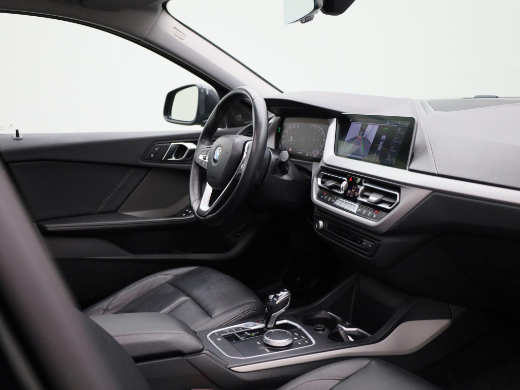 BMW 1 Serie 118i executive | automaat | schuifdak | leder | stoel verwarmin