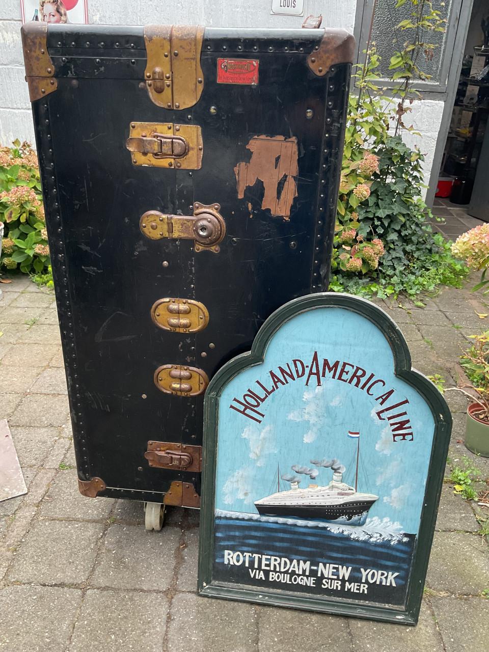 Antieke hutkoffer ( Holland - Amerikalijn )