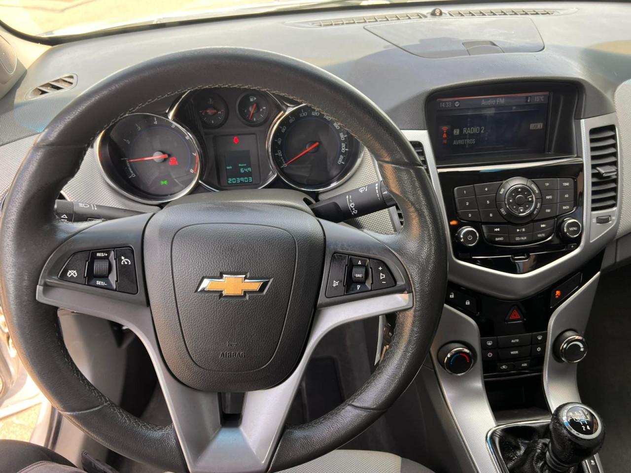 Chevrolet Cruze 1.8 LT