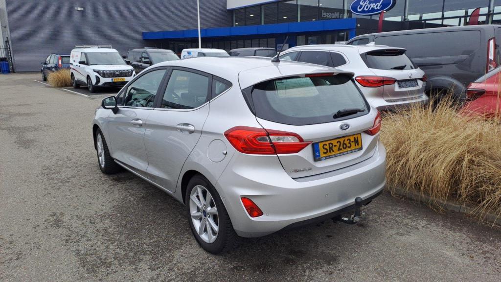 Ford Fiesta 1.0 ecoboost titanium voorruitverwarming - trekhaak