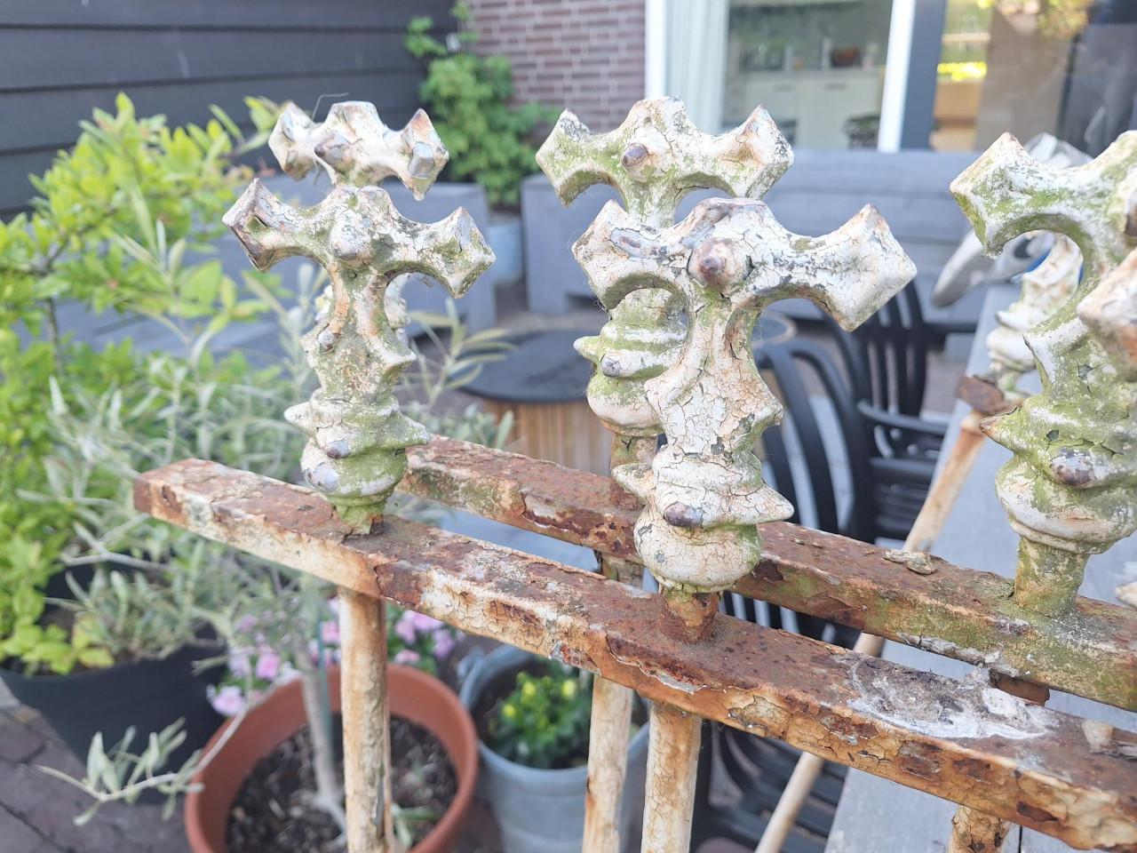 Brocante metalen hekjes