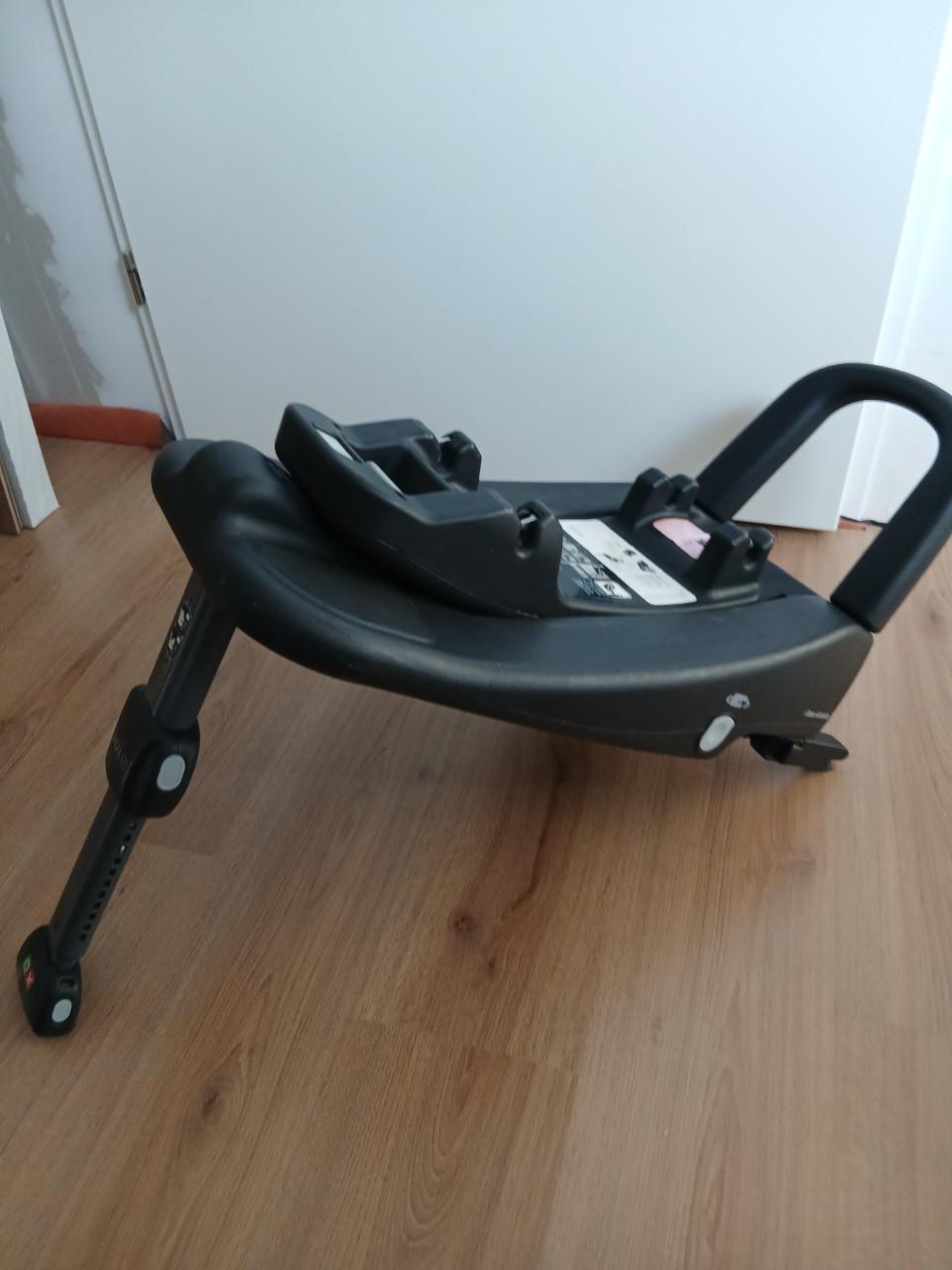 Maxicosi Joie plus isofix