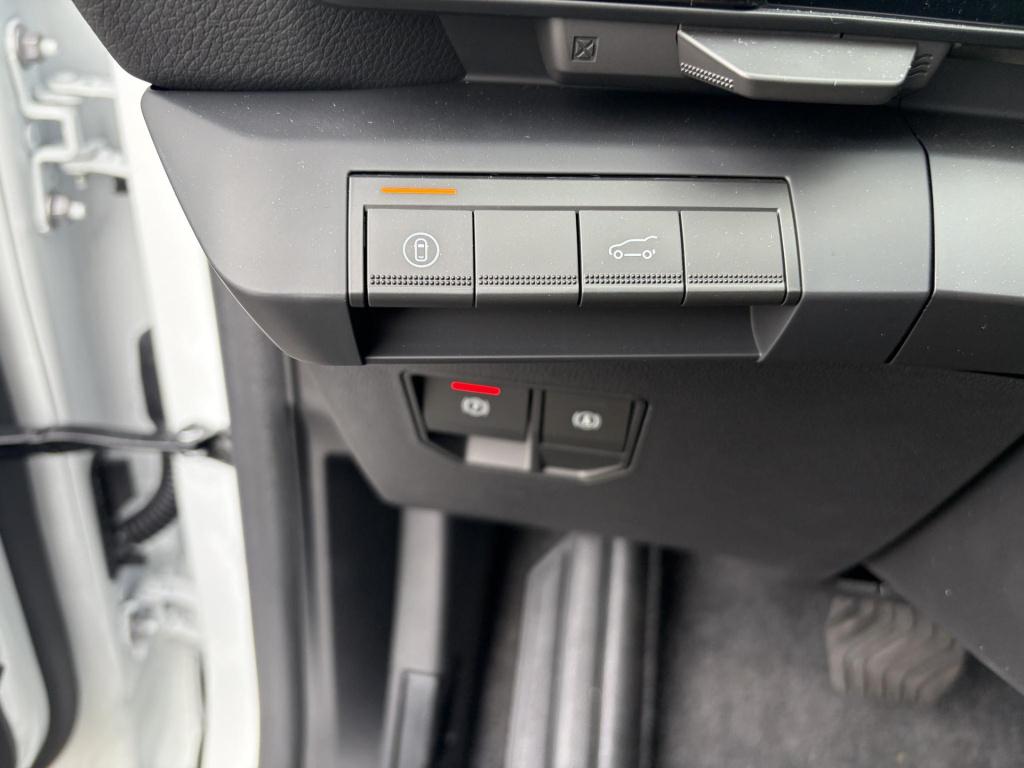 Mitsubishi Eclipse Cross intense+ 87 kwh inclusief €4000,- korting