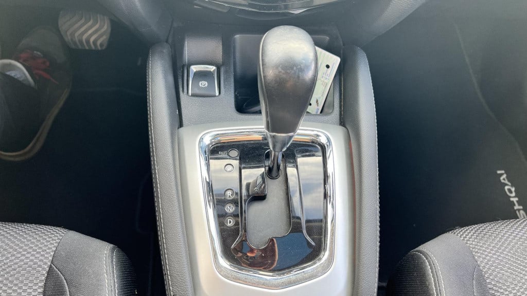 Nissan Qashqai 1.2 connect edition