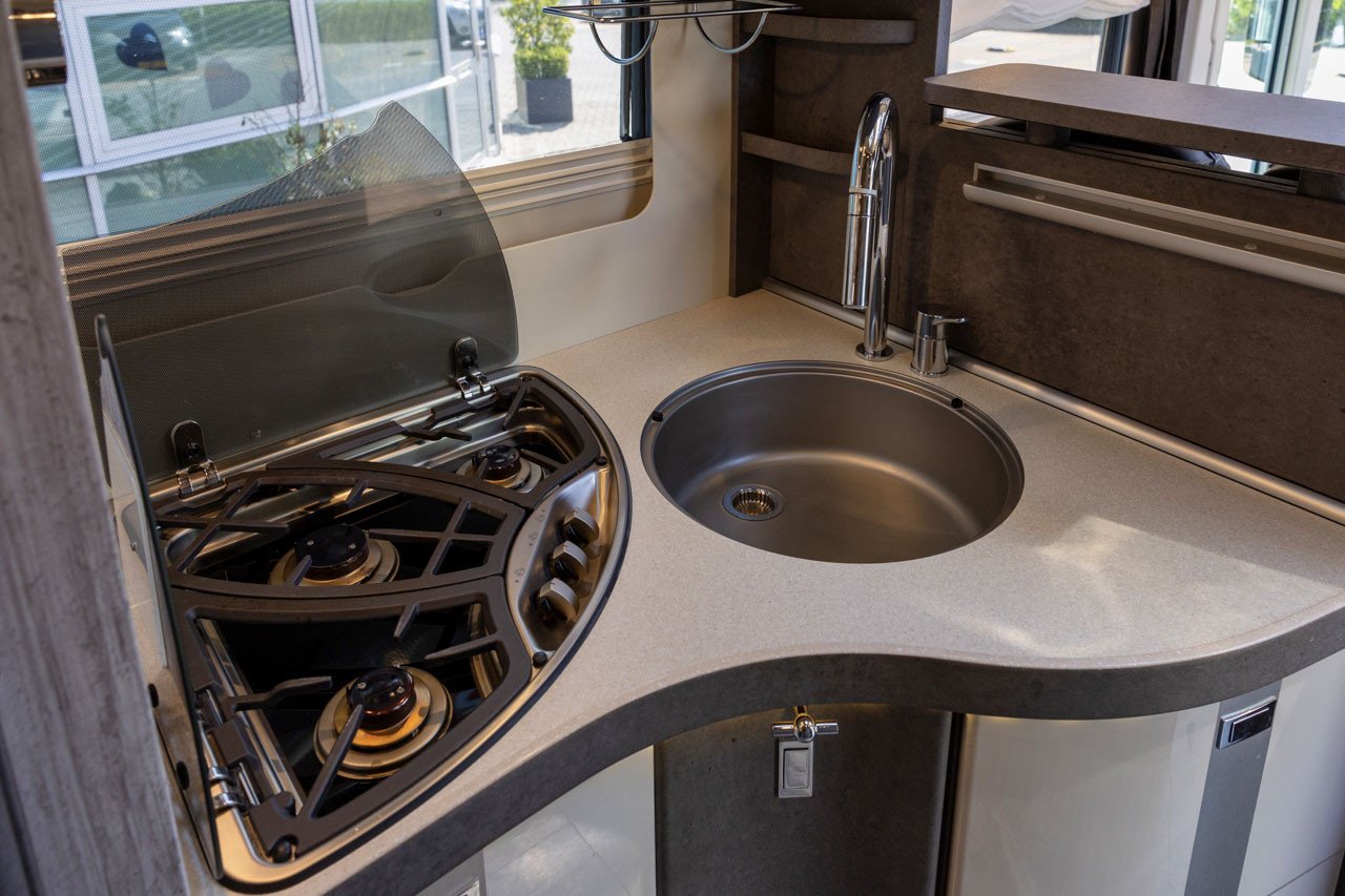 Carthago Chic C-Line 4.8 LE 2019 automaat met 44.000km in nieuwstaat!