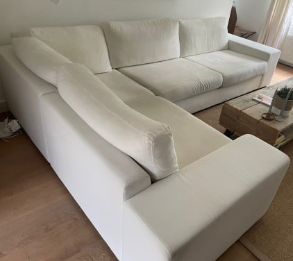 Grote roomwitte hoekbank - 330x240