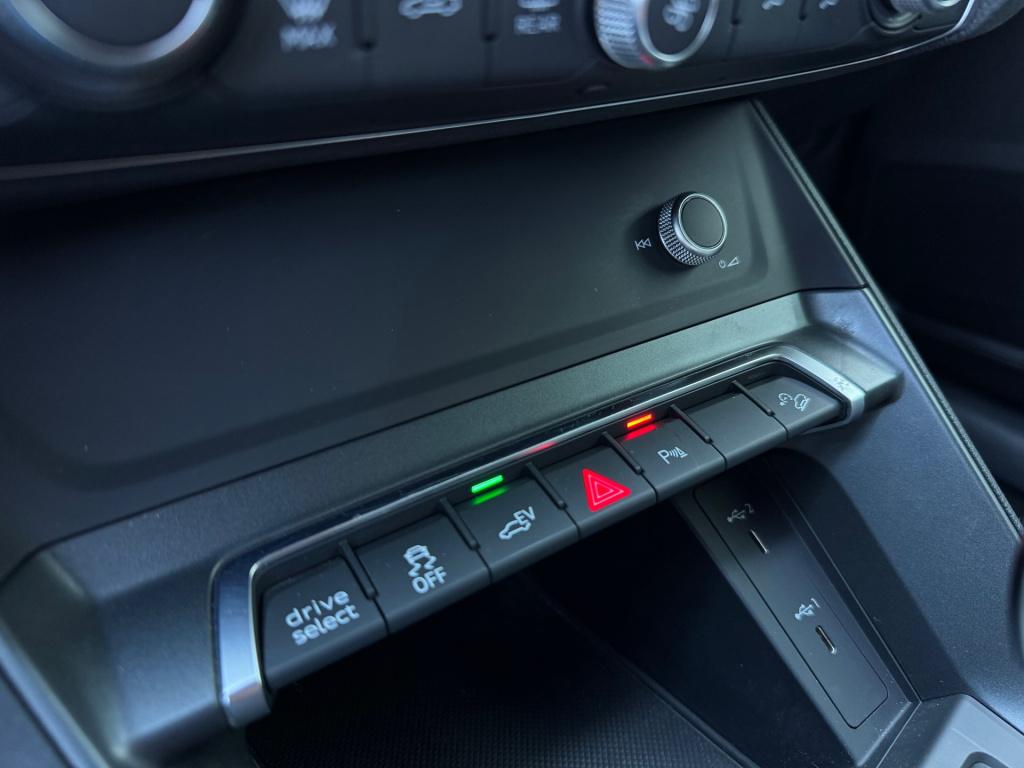 Audi Q3 45 tfsi e s edition * camera * matrix led * carplay