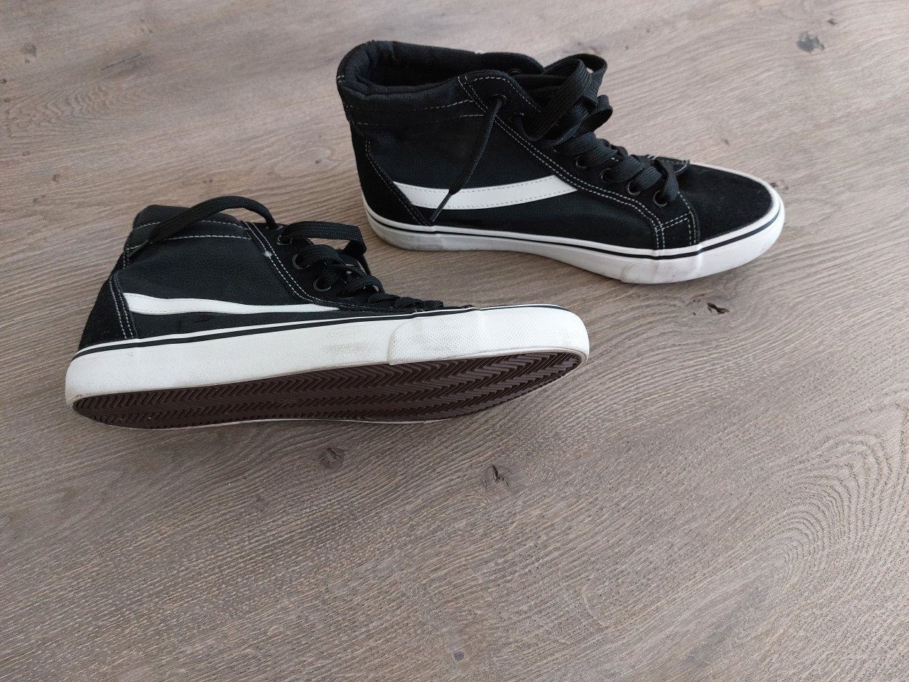 Zwart/wit sneakers maat 39 (6)
