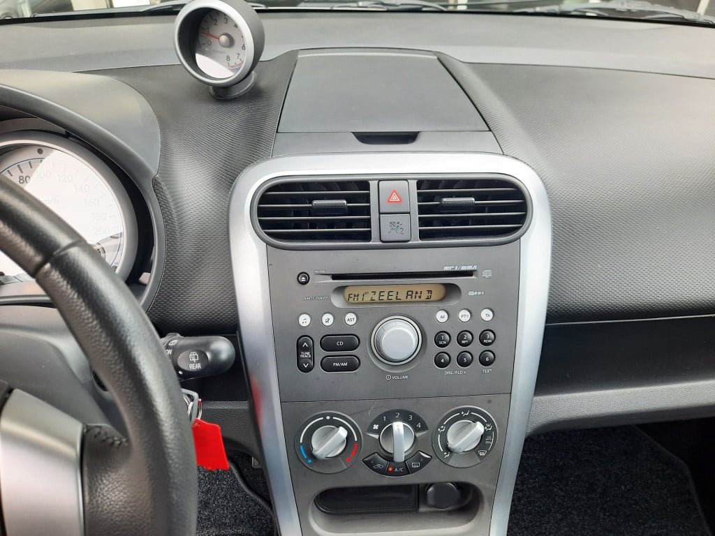 Suzuki Splash 1.0 vvt exclusive/64.000 km