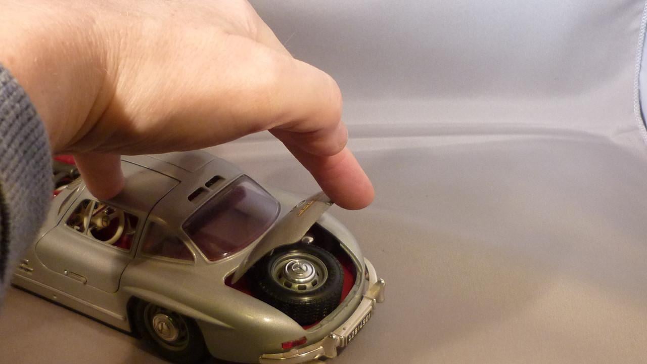 Model auto Mercedes 300 SL