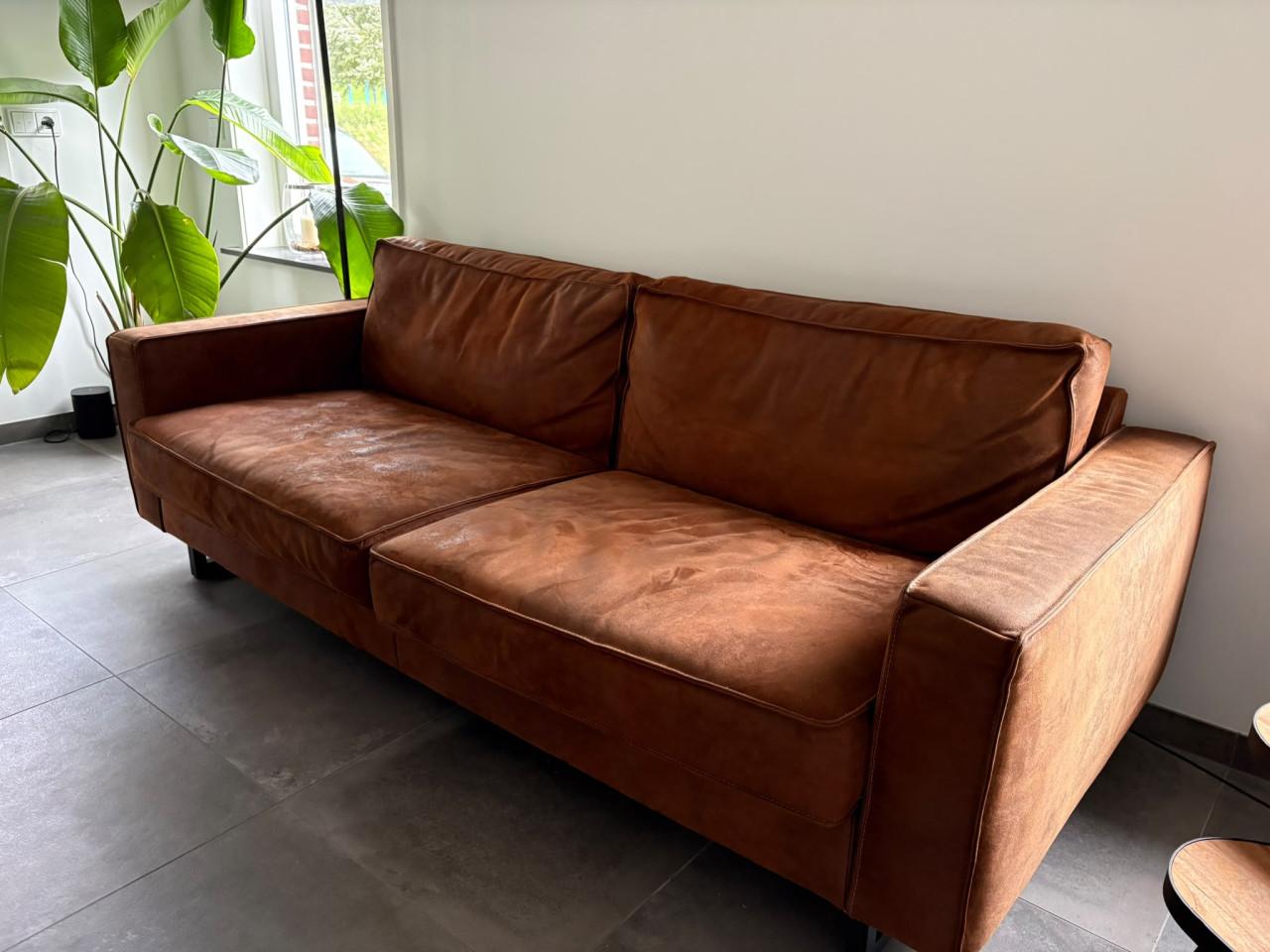 Te koop leren bank (cognac kleur)