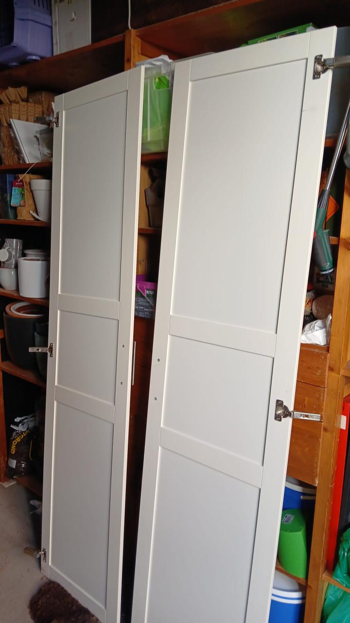 2 Ikea kastdeuren 194x49,5 beige