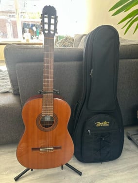 Tekoop clasic gitaar Algeria massief
