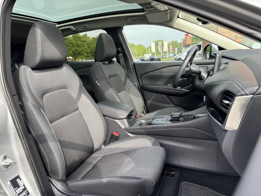Nissan Qashqai 1.3 mhev xtronic premiere edition | panoramadak | head-up di