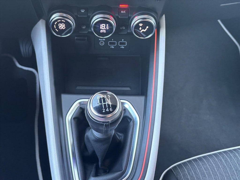 Renault Clio 1.0 tce 90pk techno| camera| navi|lm|carplay|rijklaarprijs inc