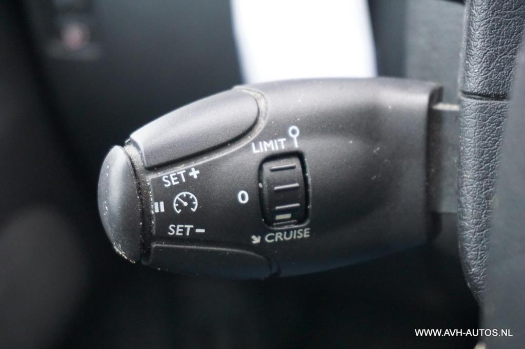 Peugeot 207 1.4 vti access