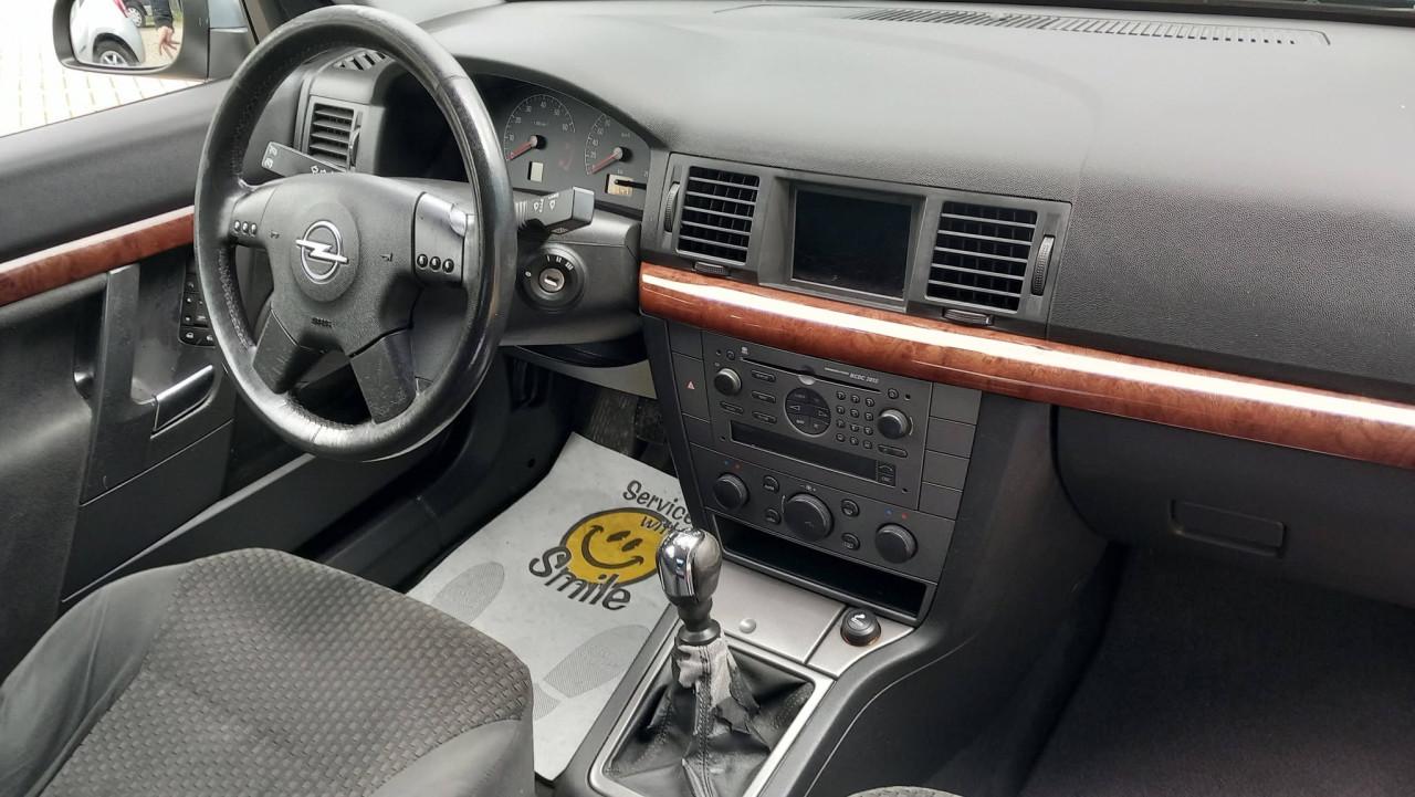 Opel VECTRA 2.2-16v Elegance Navigator sedan bj:2003 airco navigatie