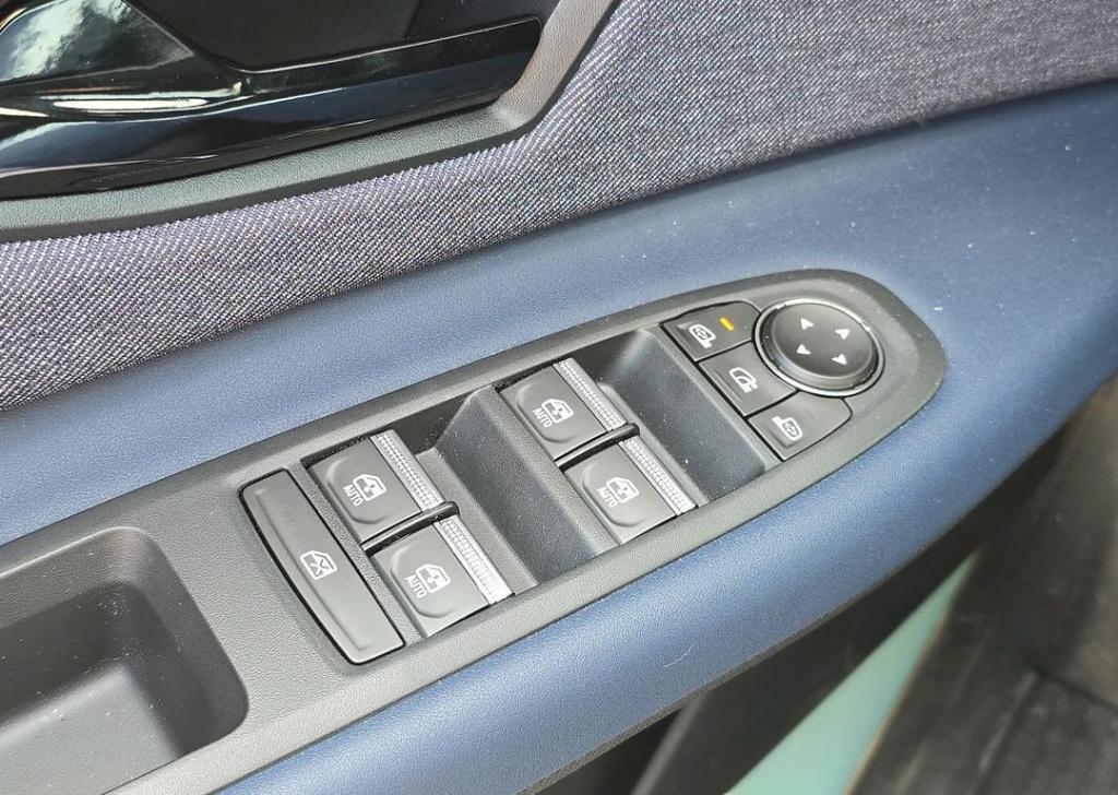 Renault 4 comfort range techno 52 kwh - demo / pack extended grip / pack co