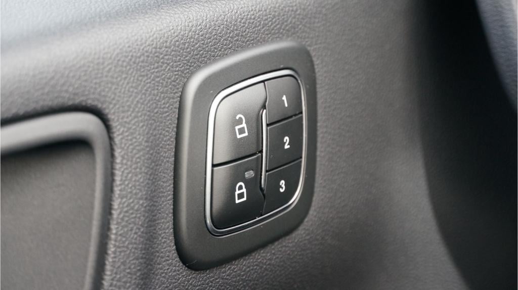 Ford Kuga 2.5 phev vignale pano rijklaar incl garantie