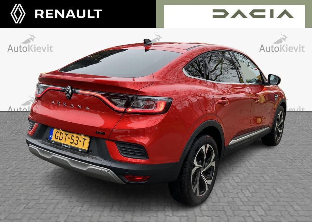 Renault Arkana 1.6 e-tech hybrid 145 techno