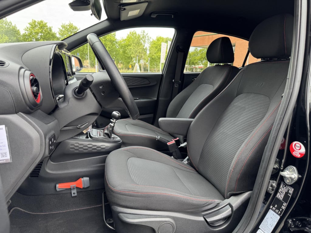 Hyundai I 10 1.0 t-gdi n line 5-zits | navigatie | camera | stuur- + stoelv