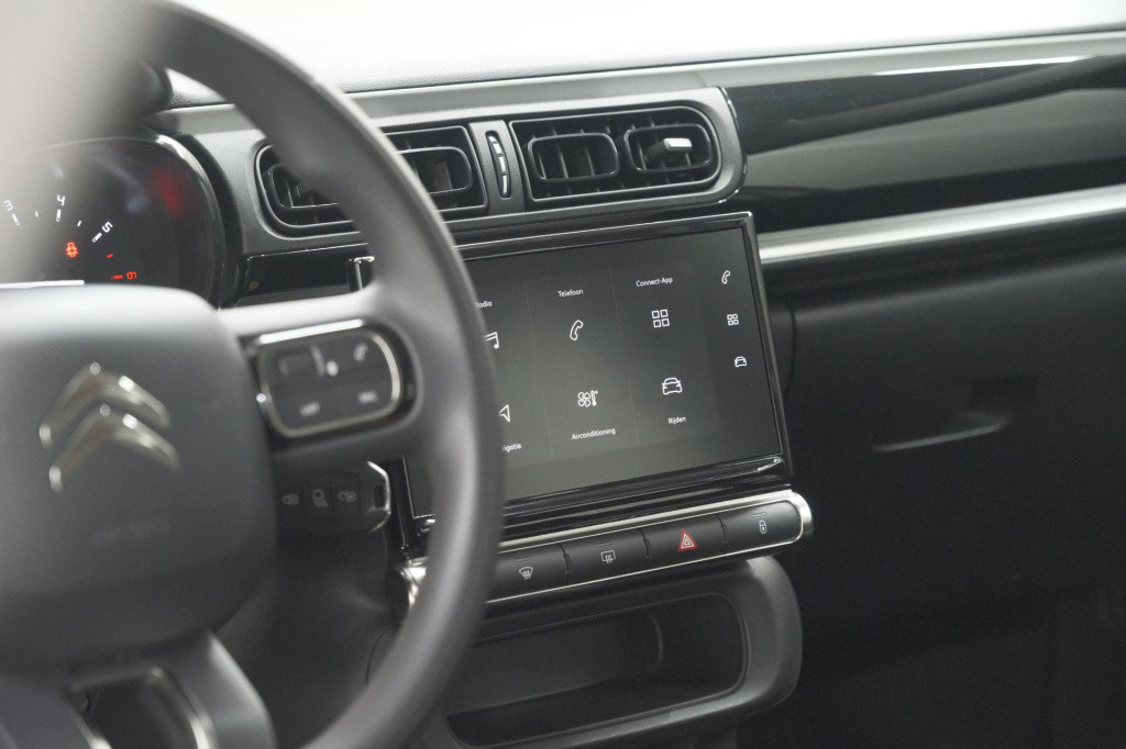 Citroen C3 puretech 82 feel | apple carplay | climate control | 15 inch lic