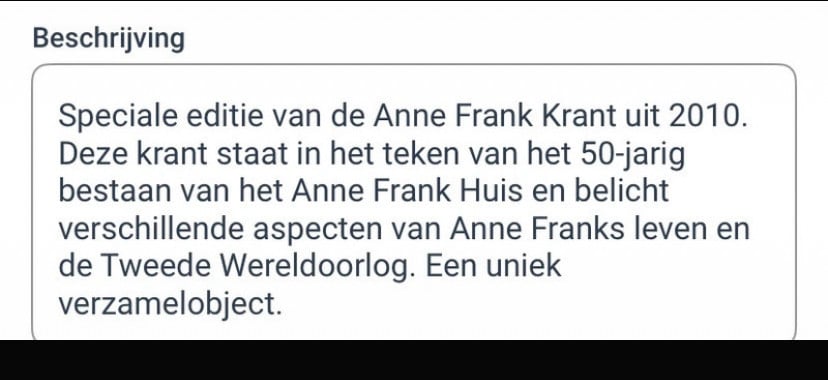 Anne Frank boek en krant