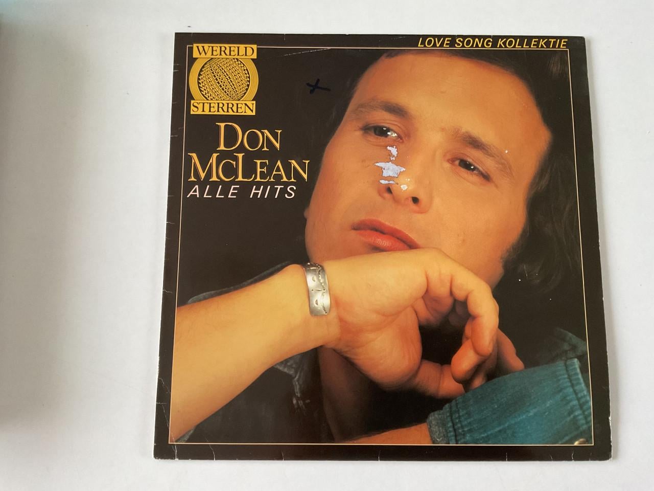 LP van Phil Collins en LP van Don McLean.