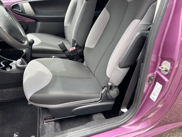 Peugeot 107 1.0 68pk 3d access pack accent radio/cd | airco | zuinige motor