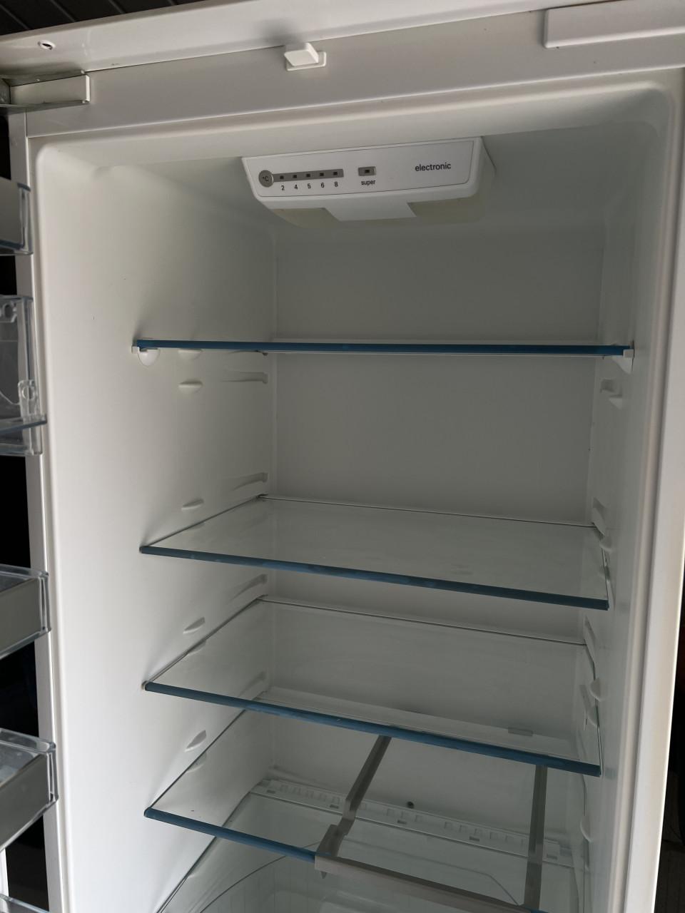 Siemens inbouw koel vries combinatie Koelkast vriezer 178x54 cm. Klasse A+