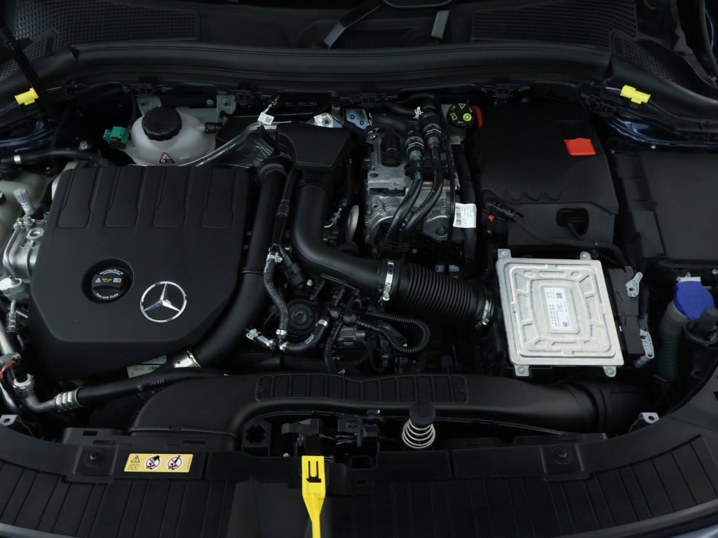 Mercedes-Benz Gla-klasse 250 e plug-in hybride progressive | panorama schui